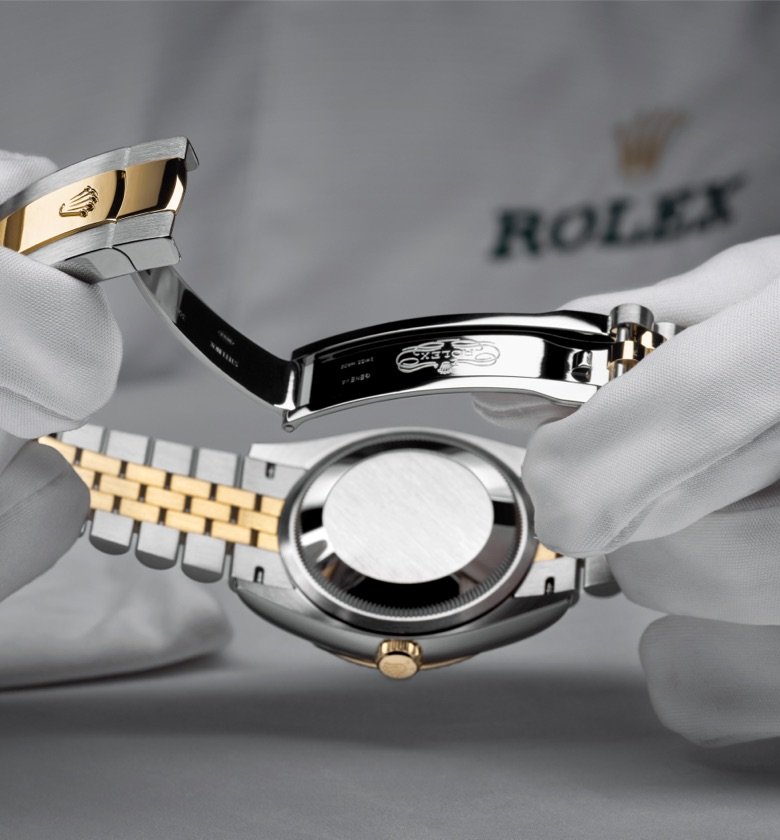 Servicing your Rolex at Gandelman - Aruba